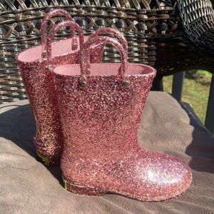 Girl’s Western Chief rose gold glitter rainboots